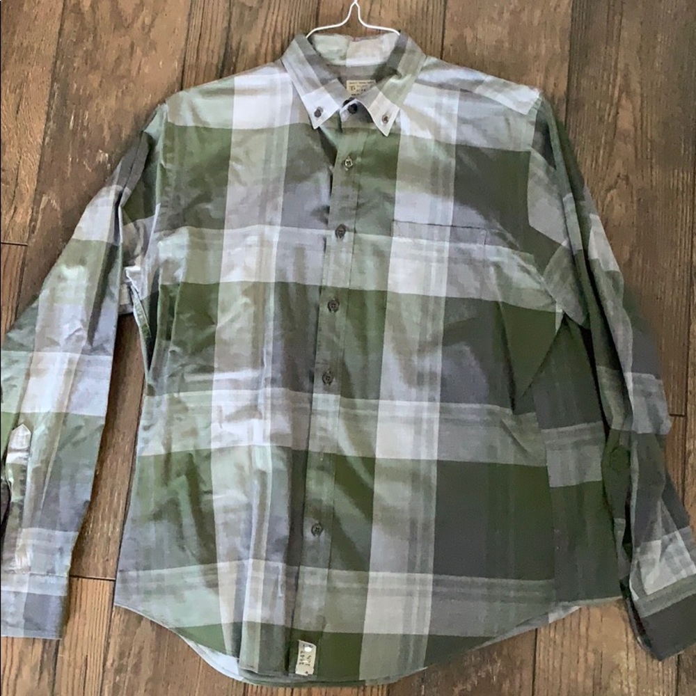 Men’s J.Crew button down shirt